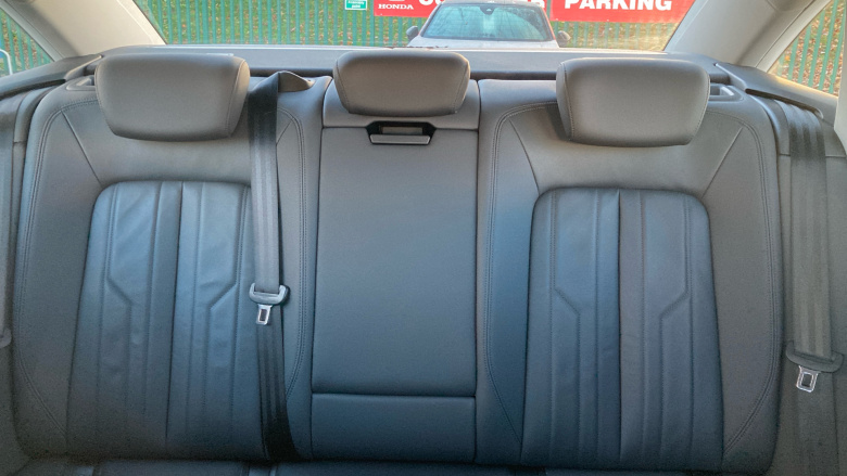 Audi A6 40 TFSI Sport 4dr S Tronic [Tech Pack] Petrol Saloon